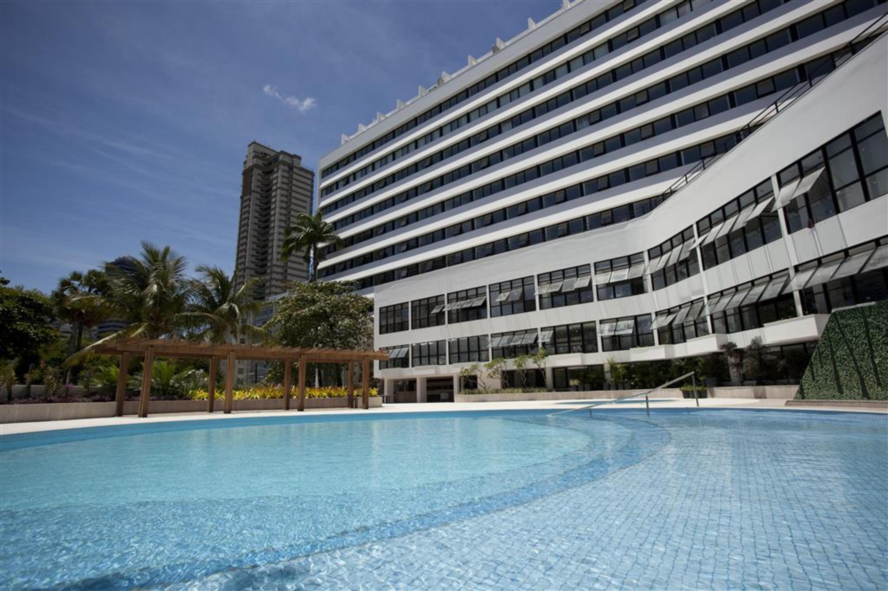 Wish Hotel Da Bahia Σαλβαντόρ Εξωτερικό φωτογραφία The hotel's swimming pool