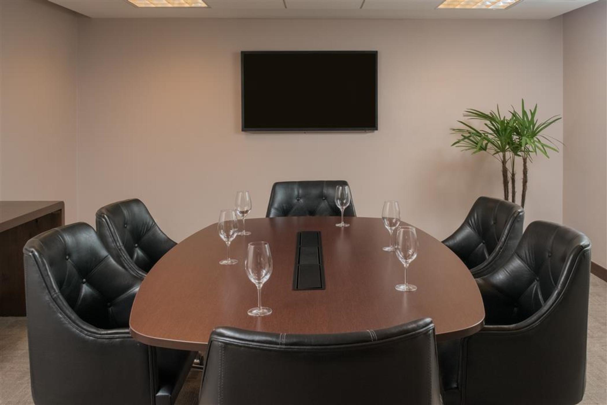 Wish Hotel Da Bahia Σαλβαντόρ Εξωτερικό φωτογραφία A boardroom at a law firm