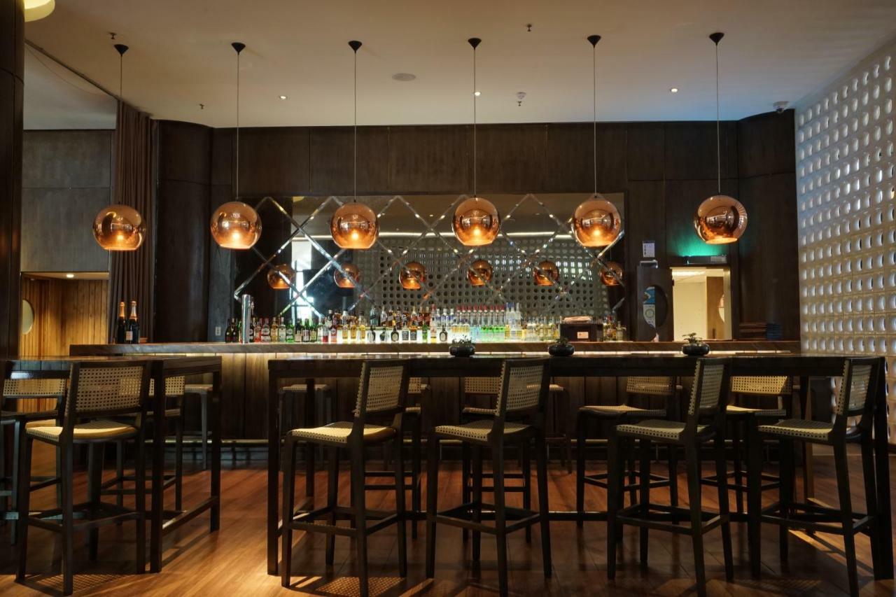 Wish Hotel Da Bahia Σαλβαντόρ Εξωτερικό φωτογραφία The bar at the hotel