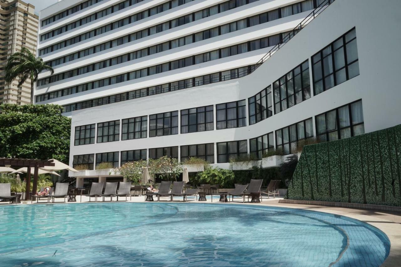 Wish Hotel Da Bahia Σαλβαντόρ Εξωτερικό φωτογραφία The pool at the InterContinental