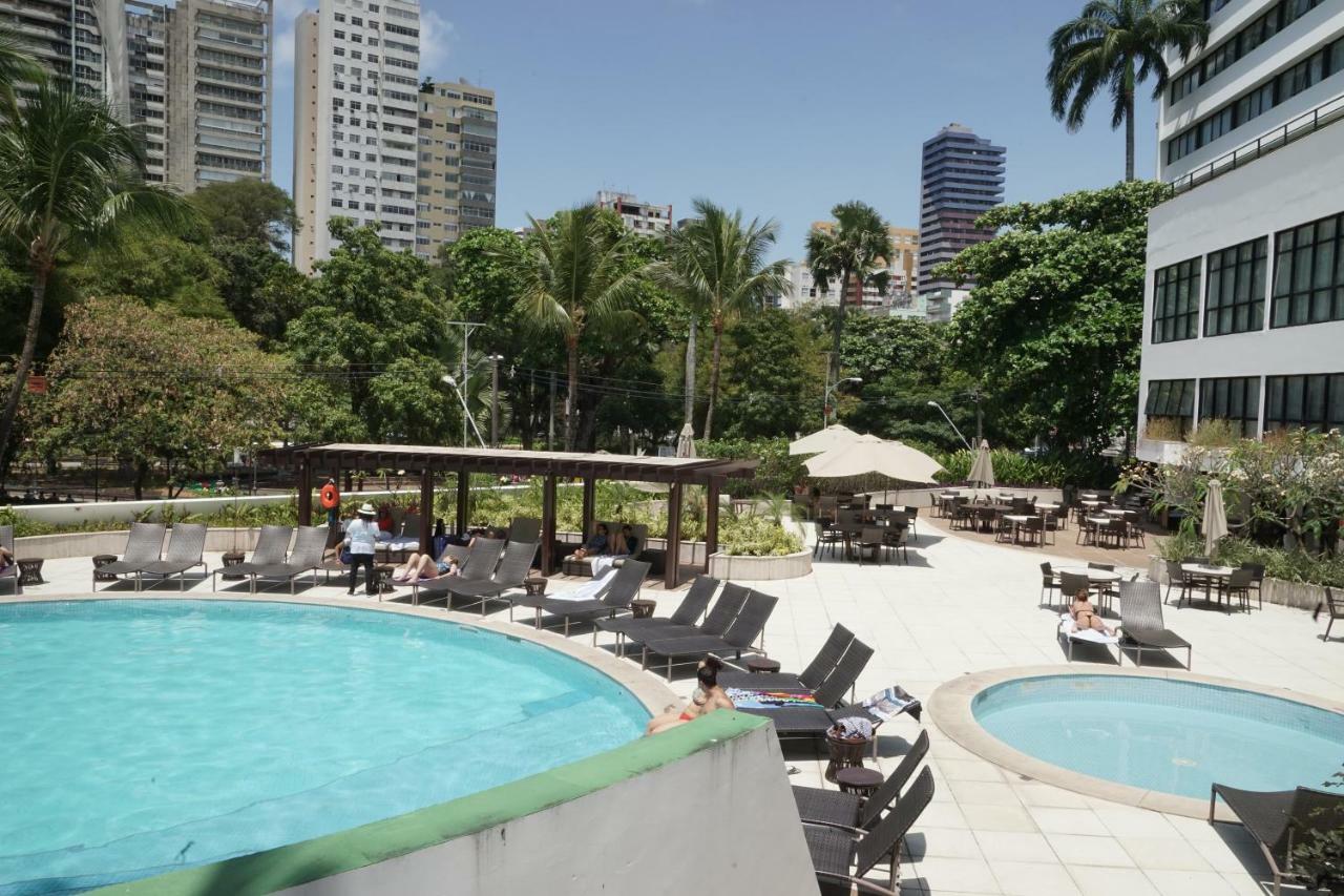 Wish Hotel Da Bahia Σαλβαντόρ Εξωτερικό φωτογραφία The pool at the InterContinental